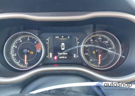 2016 Jeep Cherokee Latitude из США, поврежденный, VIN 1C4PJLCB3GW355911